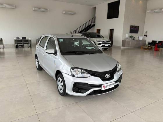TOYOTA ETIOS 1.3 X 16V FLEX 4P MANUAL TOYOTA ETIOS 1.3 X 16V FLEX 4P MANUAL